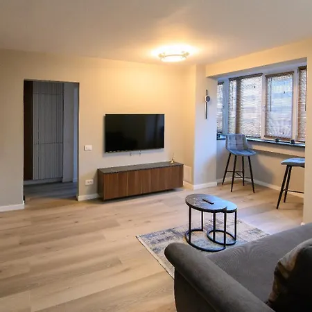 Friendly In בוקרשט